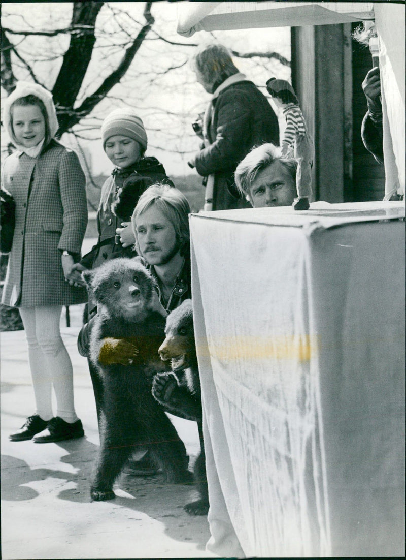 Televinken names the new bear cubs at Skansen. Animal keepers Leif Wicksell and Anders Wiklund in the background - Vintage Photograph