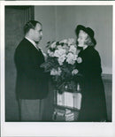 Béve & Co. courted NK boss by sending a mannequin wearing the "anniversary model" NK had reproduced in its fashion show ad - Vintage Photograph