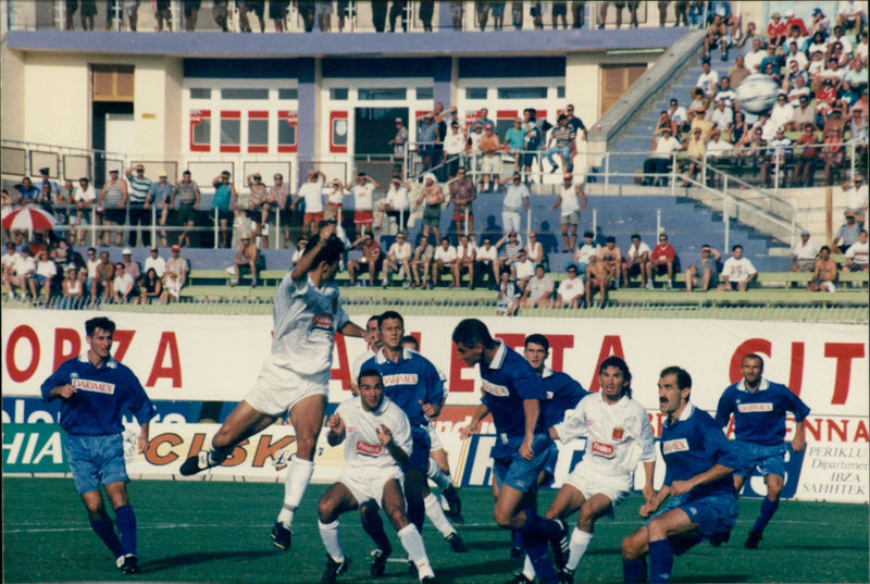 Valletta 1 vs Gloria Bistrita 2 - Vintage Photograph