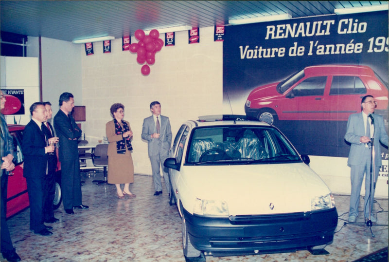 Renault Clio, Cars - Vintage Photograph