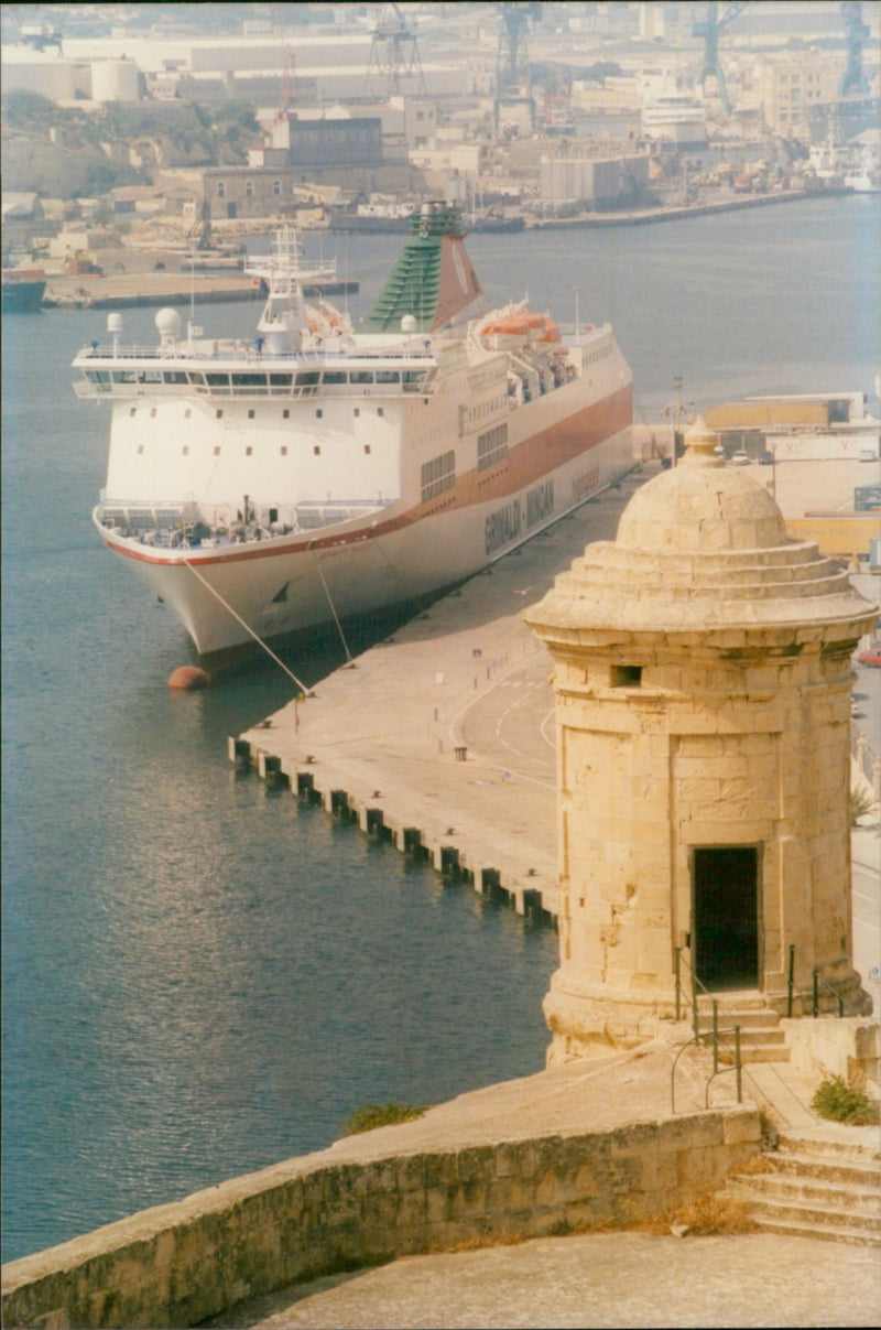 Ariadne Palace 1 - Vintage Photograph