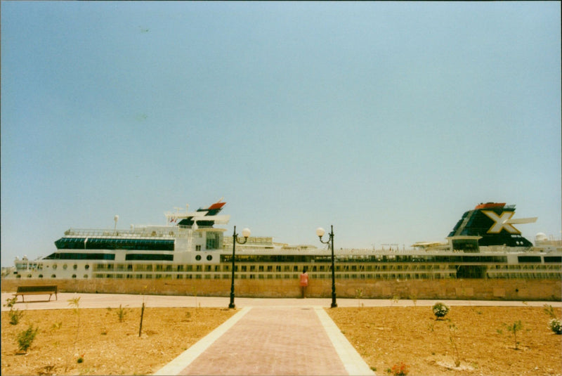 GTS Constellation - Vintage Photograph