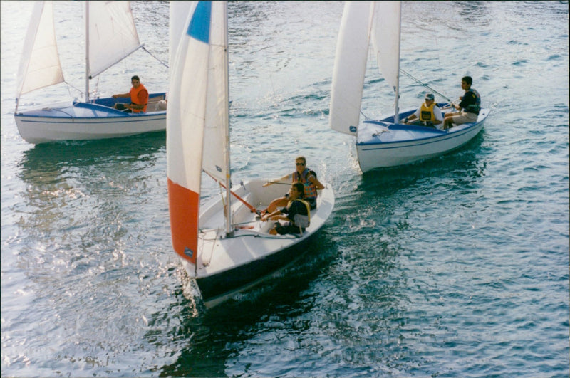 H
- VIKINGS 3 - Vintage Photograph