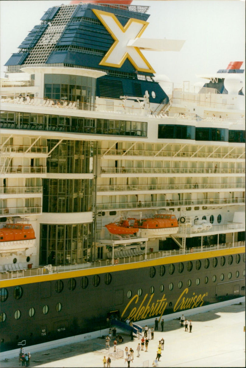 GTS Constellation - Vintage Photograph