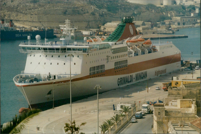 1 GRIMALDI - MINOAN_highspeed - Vintage Photograph