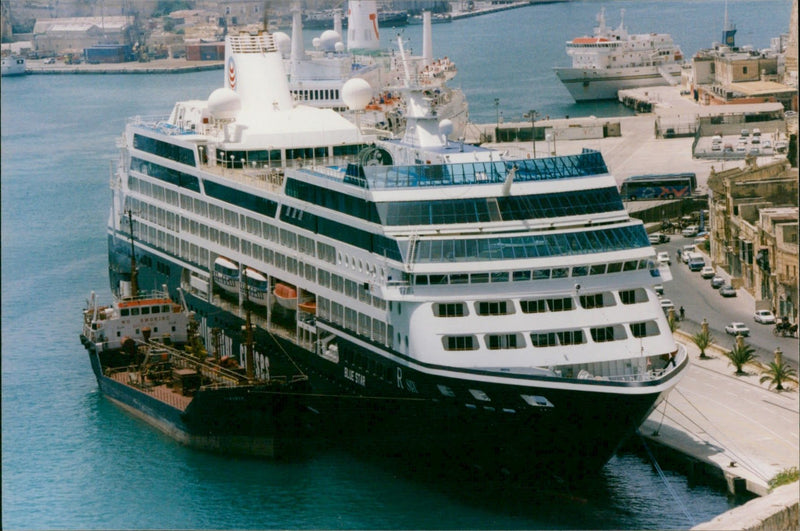 MV R Six Blue Star - Vintage Photograph