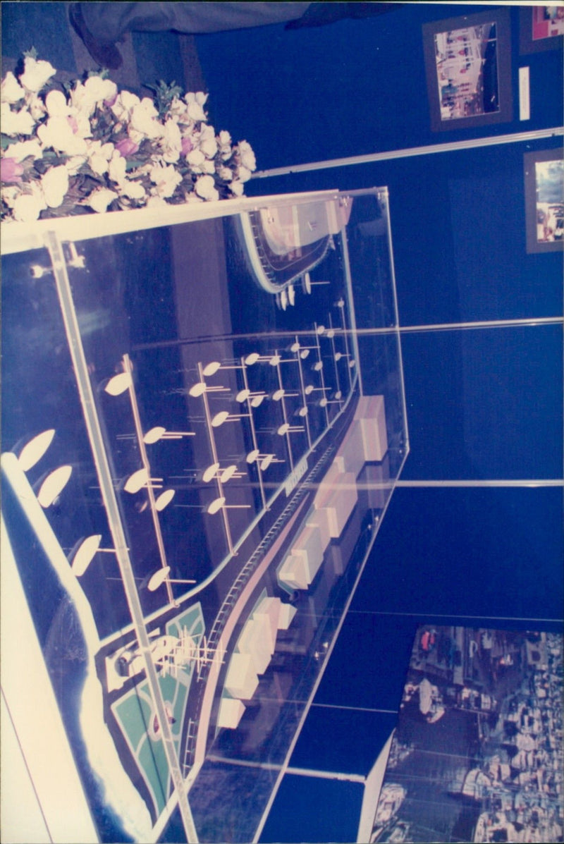 7 /
al TI Son - Vintage Photograph