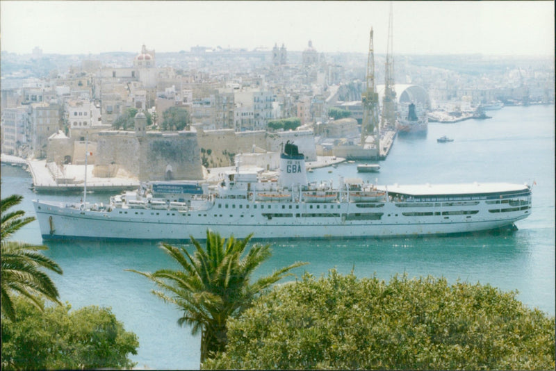 Doulos sails out - Vintage Photograph