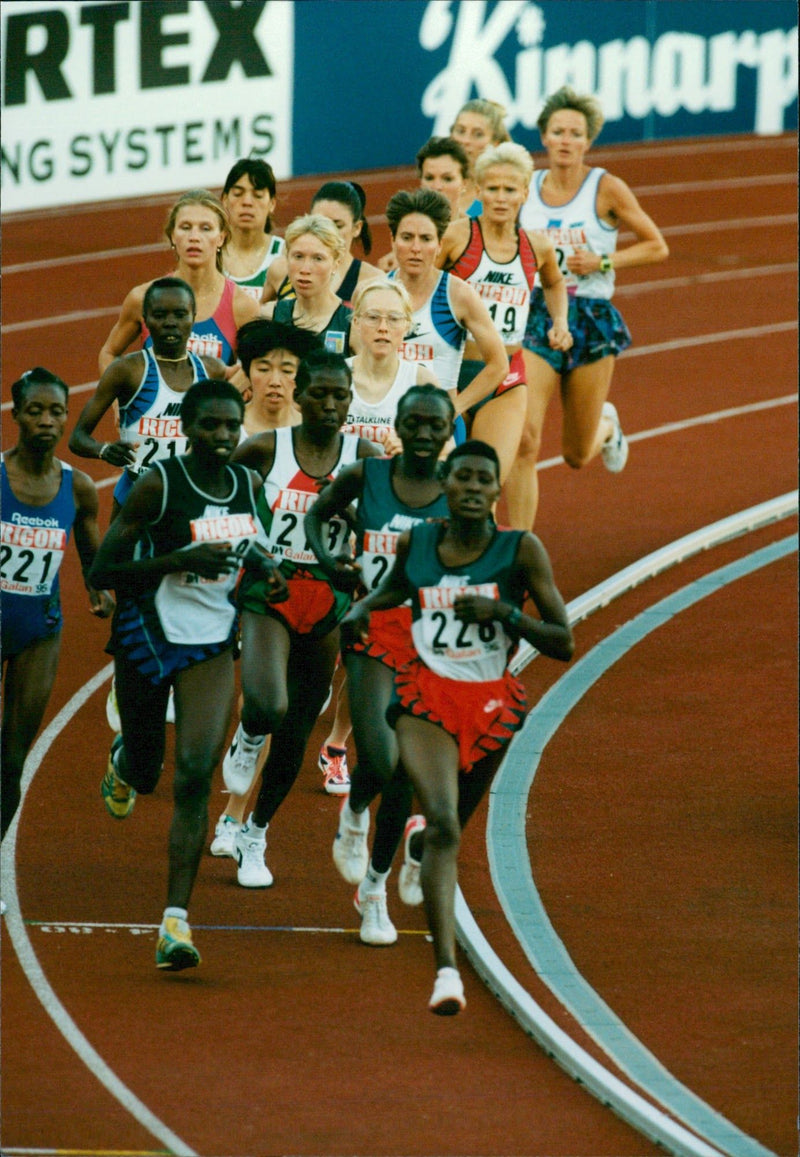 Sara Wedlund in the middle - Vintage Photograph