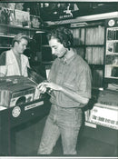 1985 BUNDLES CHANEL CARTIER MUSIC COOP MAXI COLLECTION STYLE - Vintage Photograph