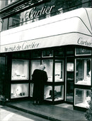 BUNDLES MUSIC COOP CHANEL AARTIER CARTIER VERMUT CURTIER CODUR CARLIER - Vintage Photograph