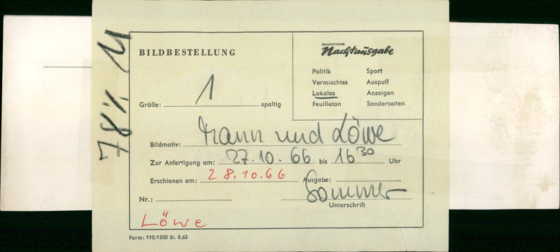 Man and lion - Vintage Photograph