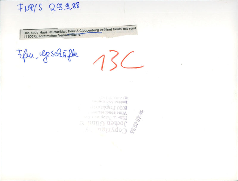 1988 PEEK CLOPPENBURG OPENS TODAY AROUND SQUARE METERS SALES ITEM FILM - Vintage Photograph
