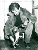 Area manager together with the baby penguin "Männlein" - Vintage Photograph