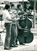 NAGLATS MUSICIANS MUSIC STREET MUSICANTS - Vintage Photograph