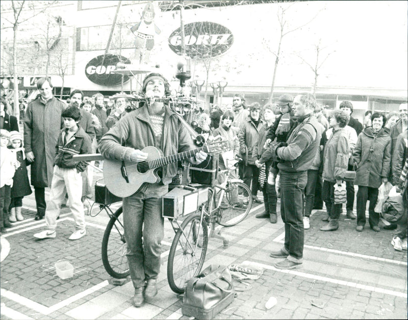1984 NAGLATS MUSICIANS LUI MANN ARCHESTER FFM FUS EGGERS FFMCOM MUS - Vintage Photograph