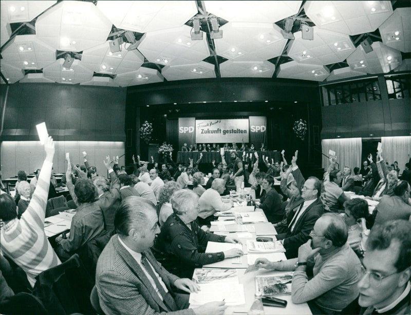 PARTIES TRANKFURTS SPD SHAPING FUTURE SPDN COPYRIG FILM - Vintage Photograph
