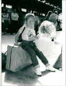 MAIN RAILWAY STATION END OSONEN SMALLR PERSON SACK COPYRIG FILM - Vintage Photograph