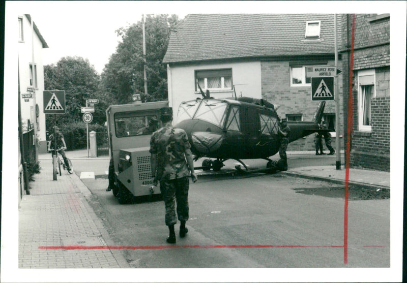 AMERICAN VEHICLES ANDWEAPONS IRONACH BELGIUM BRIDGING - Vintage Photograph