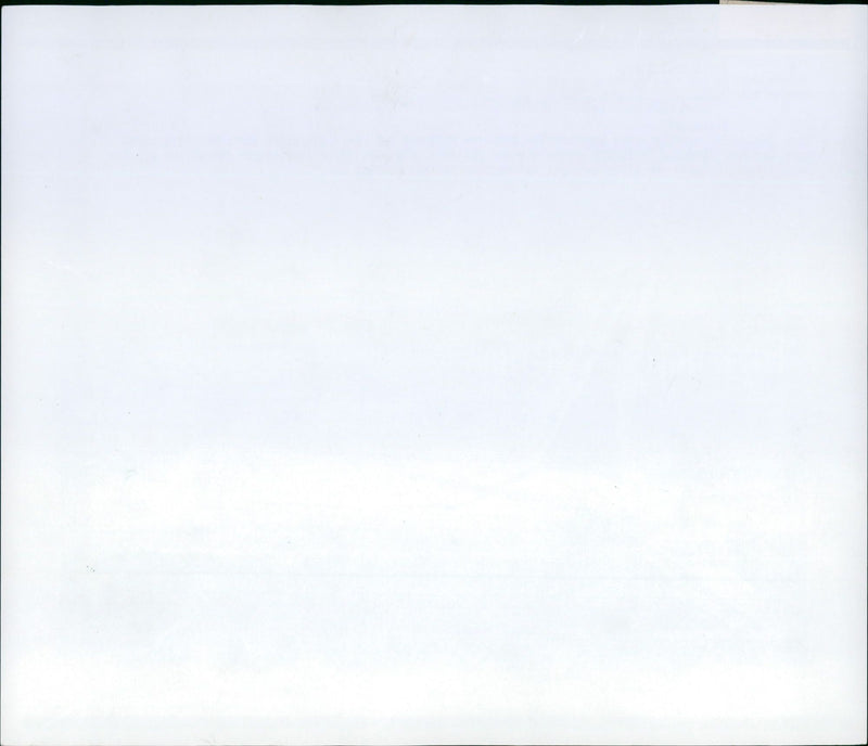 1994 SHAN THERE PASSENGERS ARRIVING INDIA ARE STILL FURTHER NOTICE EXAMINED - Vintage Photograph