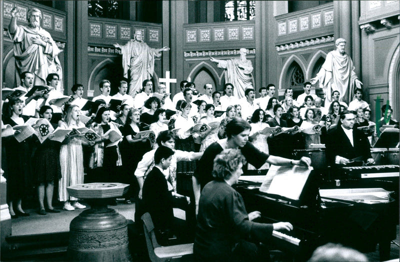 STUDENTS PROTESTED CARMINA BURANA PROTEST CONCERT WIESBADEN - Vintage Photograph