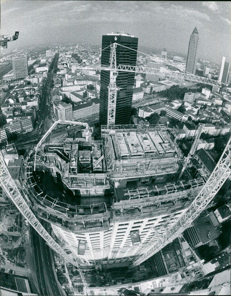 1991 HOCH HAUSER HOCHHAUS WESTENDSTR WESTEND MODEL CONSTRUCTIO FILM - Vintage Photograph