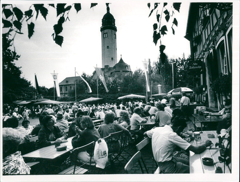 HOCHST SCHLOFEST OLD CUSTOMERS GUARD BECA HILE DEGANEDA FILM - Vintage Photograph