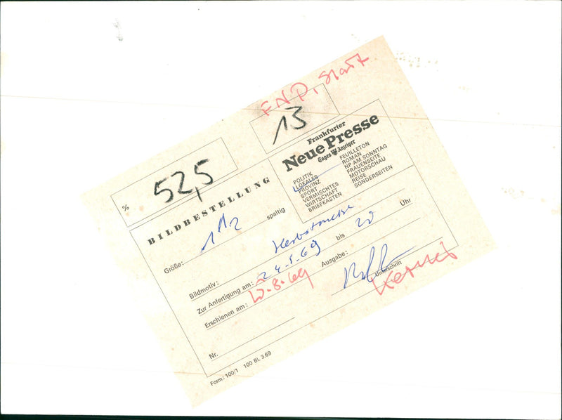 1969 TIESSEN HERBSDWESSE WEARABLE ART AND INSPIRED NATURE BUT - Vintage Photograph