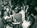 1992 ISKOTHEKE HALL THERE MUSIC CONCERT THEME DANCING DISCOS - Vintage Photograph