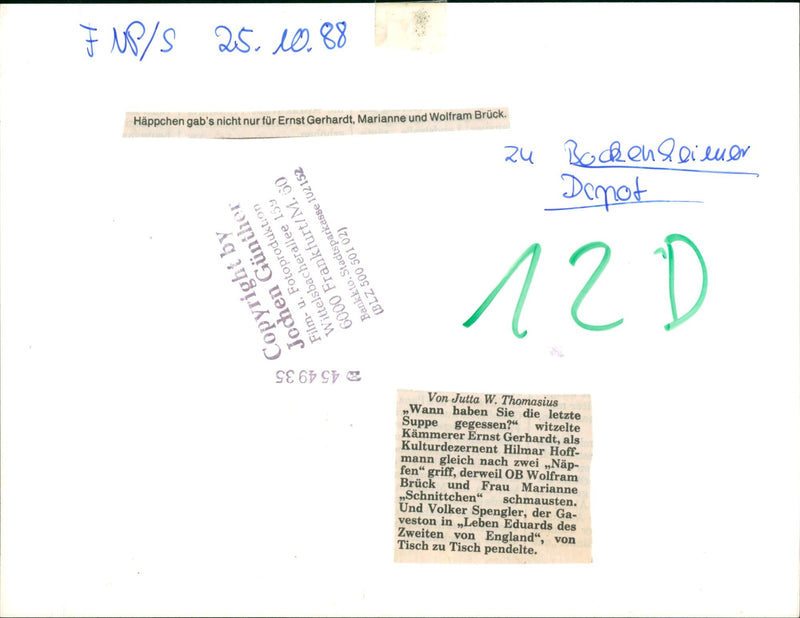 1988 ALUKALOCPOT READER FULLRING SCENES BOLOS EXHIBITIONS LOTTOS HAP ENGLAND FILM - Vintage Photograph