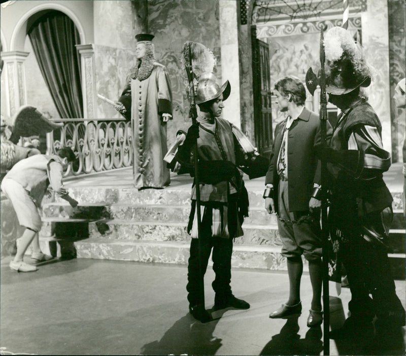 The prisoners of Murano - Vintage Photograph