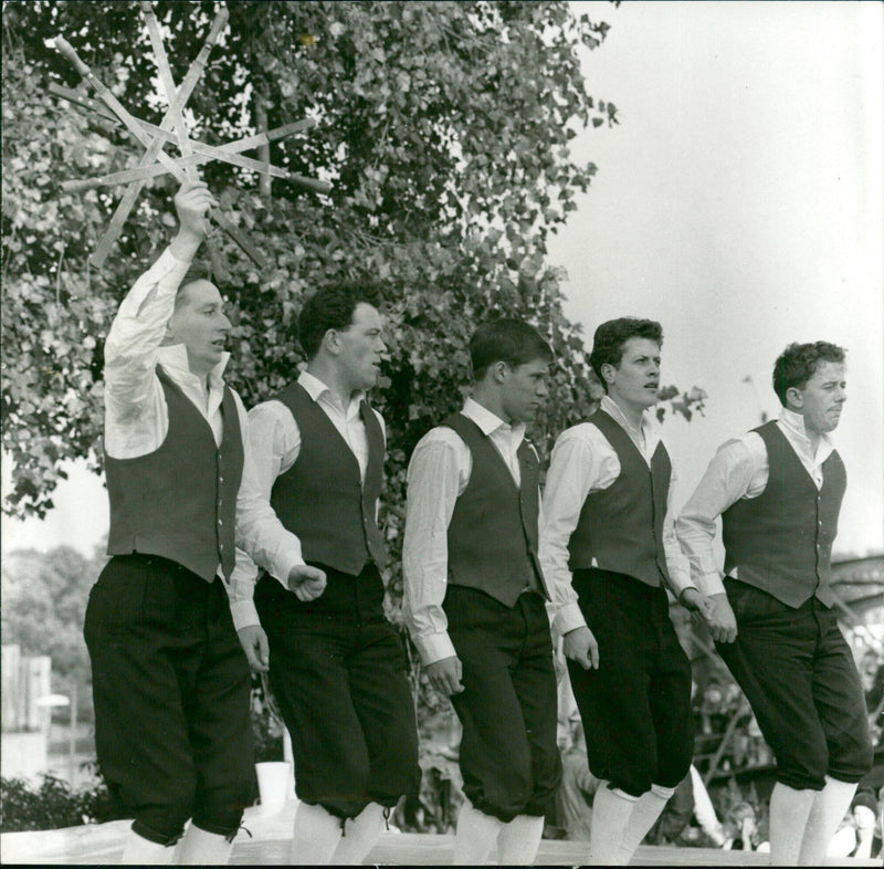 "Festival of Nations at Finkenwerder" TV program - Vintage Photograph