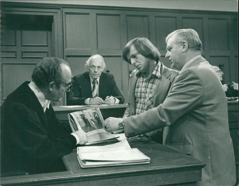 The TV tribunal is in session: robbery and murder - Vintage Photograph