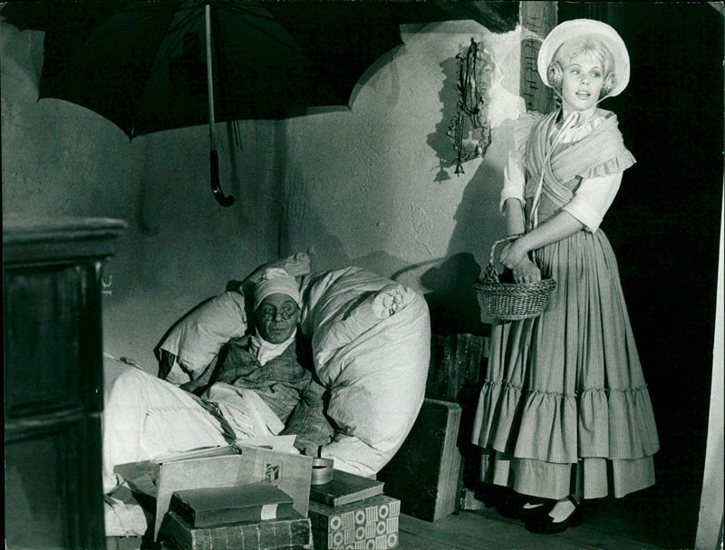 Film "The Little Court Concert" - Vintage Photograph