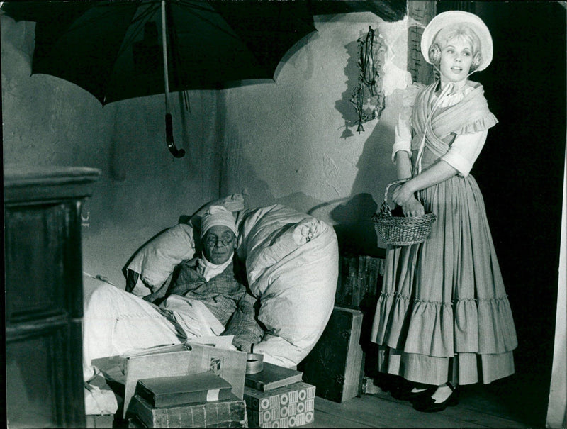 Film "The Little Court Concert" - Vintage Photograph