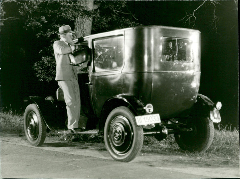 Get in and die - Vintage Photograph