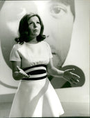 18-20 just don't fit - skat and music - Vintage Photograph