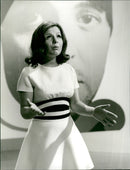 18-20 just don't fit - skat and music - Vintage Photograph