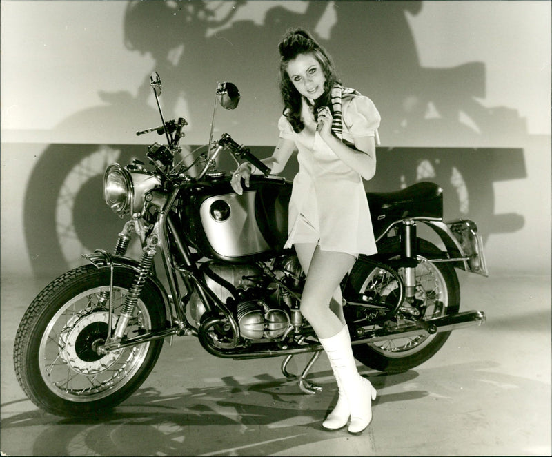 Just don't fit - skat and music - Vintage Photograph