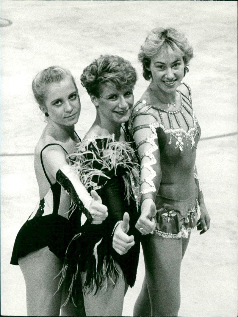 Anuschka glasses, Frédérique Florentin and Narina Kielmann - Vintage Photograph