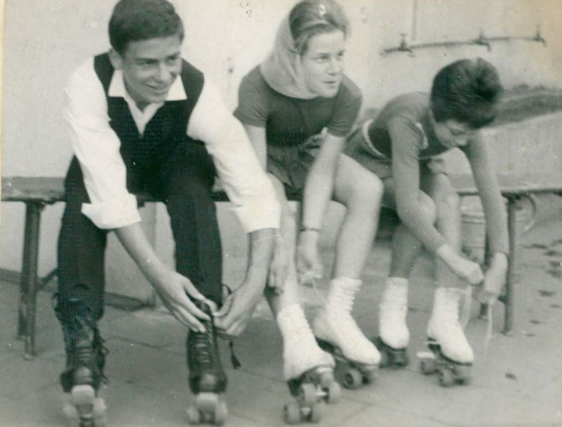 Roller skater - Vintage Photograph