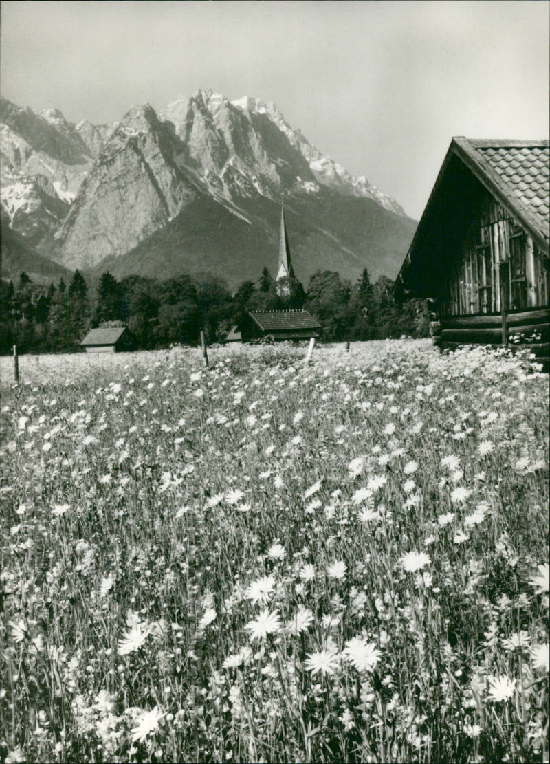 GARMISCH PARTENKIRCHEN TOWN RHINELANDPALATINATE GERMAN - Vintage Photograph