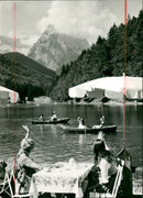 1973 RIESSERSEE GARMISCH PARTENKIRCHEN SURMOUNTED SMALL AND GROEN - Vintage Photograph
