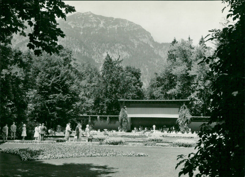 GARMISCH PARTENKIRCHEN FEW HEALTH CLIMATIC SPAS WHICH STILL - Vintage Photograph
