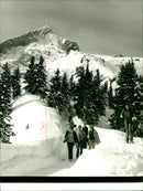 1986 RIESSERSEE ALPSPITZE LANDMARK GAR MISCH PARTENKIRCHEN AND - Vintage Photograph