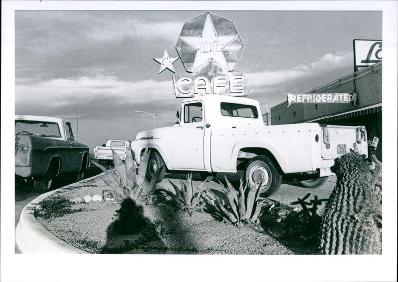 1986 CABE REFRIGERA LEE FRIEDLANDER TEXAS AMERICA BERLIN - Vintage Photograph