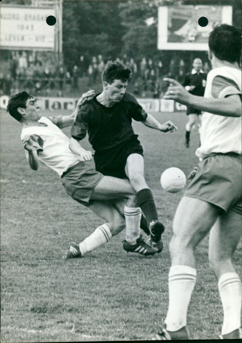 Football Cup Rappan: Daring - Lausanne - Vintage Photograph