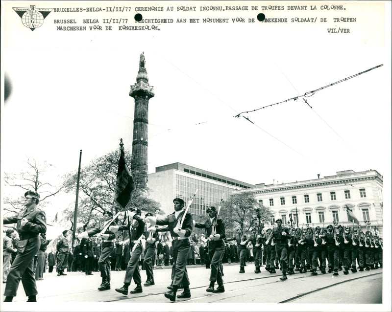 BRUXELLES VISITE DESPAGNE AECOLE ROYAL MILITARY SOUVERAINS PASSENT - Vintage Photograph