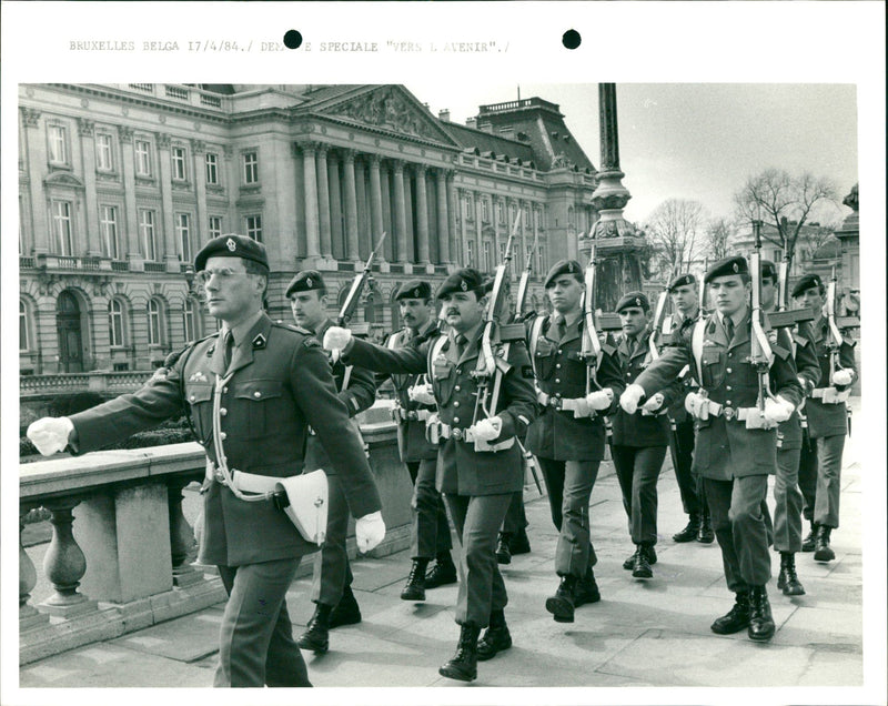 XELLES / 4 / 84. / DEM E SPECIALE " VERS LAVENIR " ./ Www - Vintage Photograph