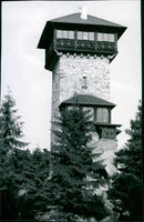 MBURG YEARS AGO WIDE UGLY FOUNDATION STONE LAID TARPAUL - Vintage Photograph